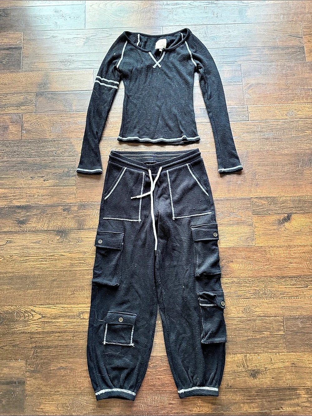 Chaser Black Cargo Jogger Set Size Medium
